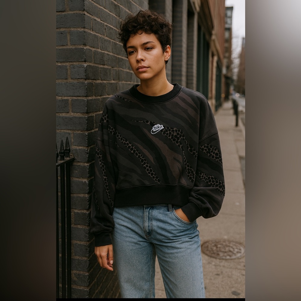Nike Black Camouflage Sweatshirt